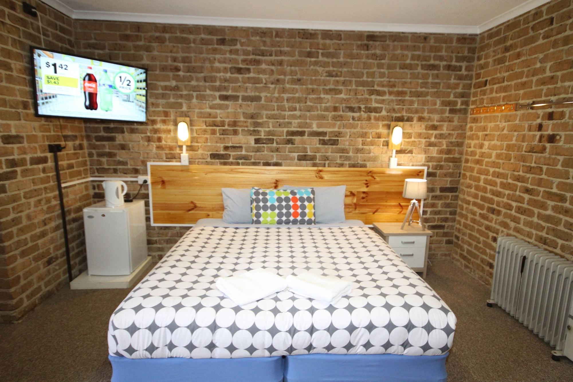 Acacia Snowy Motel Jindabyne Bagian luar foto