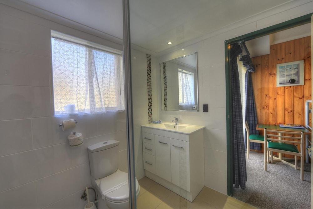 Acacia Snowy Motel Jindabyne Bagian luar foto